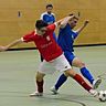Einen packenden Bezirksliga-Fight lieferten sich Gastgeber Schwandorf und der Futsal Club Regensburg. F: Allacher
