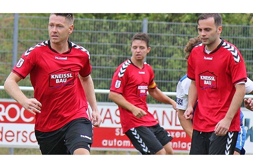 Frank Lehrmann (links) und Emmanuel Miok (rechts) hören zum Saisonende beim TSV Kühbach auf.  Foto: Josef Mörtl