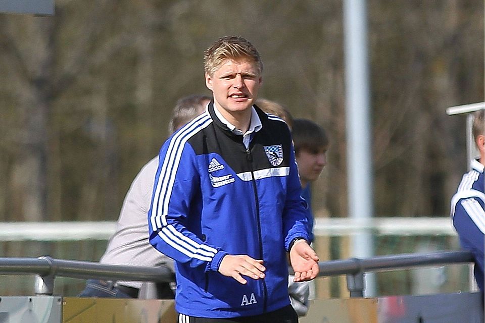 Alexander Adam wird auch in der kommenden Saison Cheftrainer beim TSV Grafenau sein. F: Grübl
