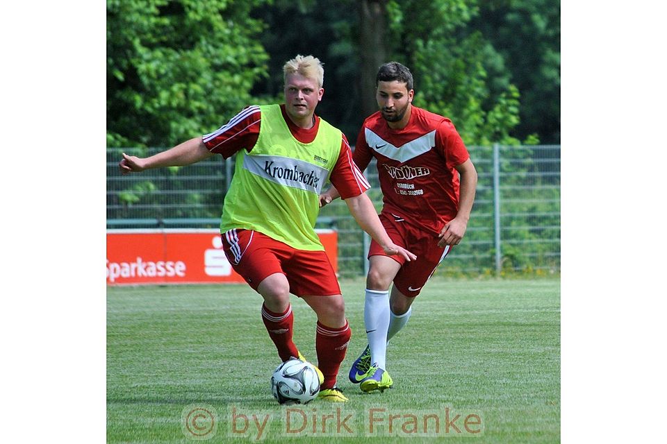 Christopher Boße (mit Leibchen) ist neuer Kapitän des TSV Wallenhorst. F: Dirk Franke