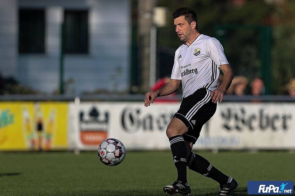 Der eine, der immer spielt: Markus Lichtenauer ist beim SV Perlesreut praktisch unersetzlich. Der eine, der immer spielt: Markus Lichtenauer ist beim SV Perlesreut praktisch unersetzlich.