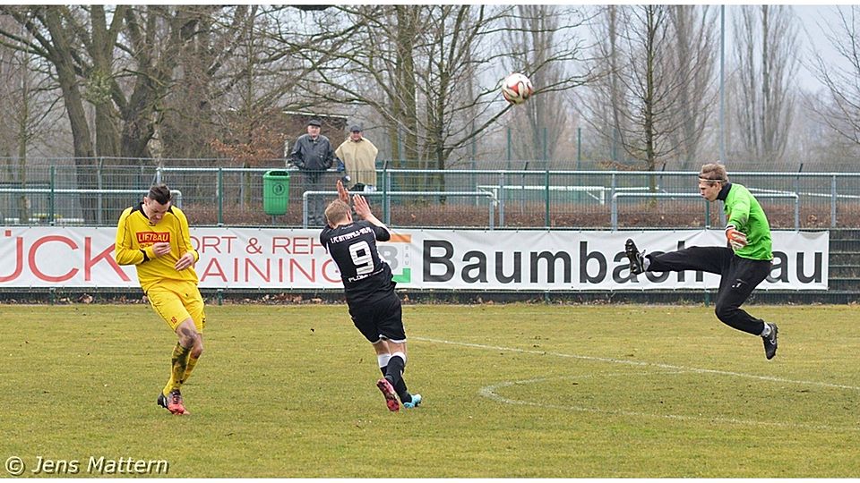 Schlussmann Daniel Koch wechselt zum Verbandsliga-Aufsteiger Bernburg II   F: Mattern