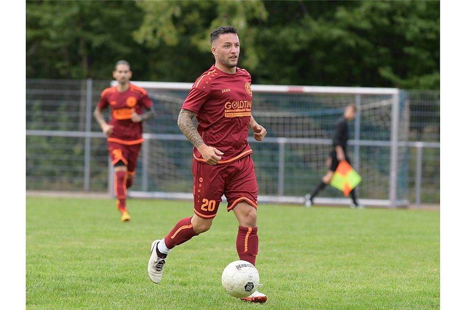 Ist in der Kreisliga mit GU-Türkischer SV Pforzheim auf einem guten Weg: Mittelfeldmann Ignazio Scozzari.