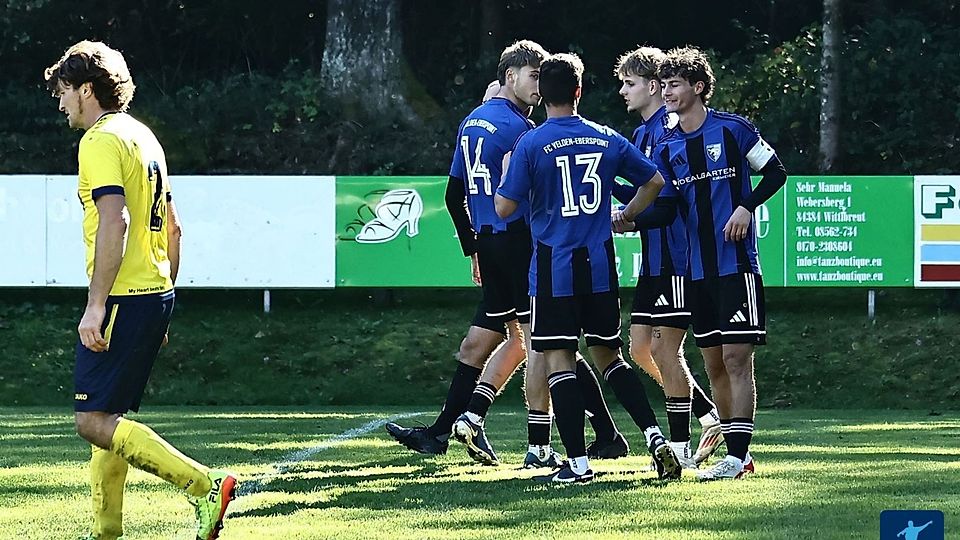 Kurz nach der Halbzeit verwandelte Tim Langmeier einen Elfmeter zur 0:1 Führung. In der Schlussphase entschied dann Fabian Kagerbauer durch seinen dritten Saisontreffer die Partie gegen Surner und Co.