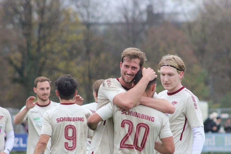 Schwabing gewinnt hoch gegen Unterföhring 