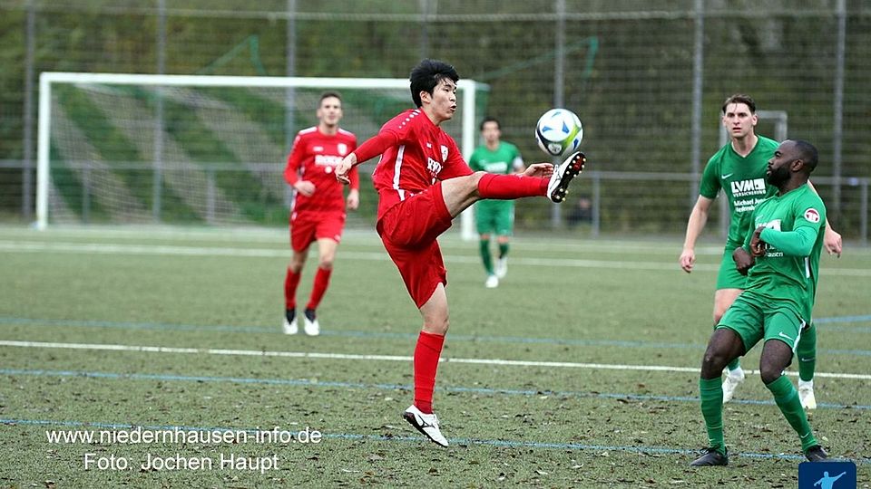 Spielte bereits im Trikot der Spvgg. Eltville gegen seinen neuen Verein SV Niedernhausen: Masahito Morishima.