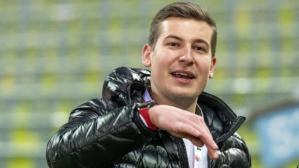 Wohl kein Absturz in die C-Klasse: Max Kothny erklärt, Türkgücü meldet für die Regionalliga Bayern.