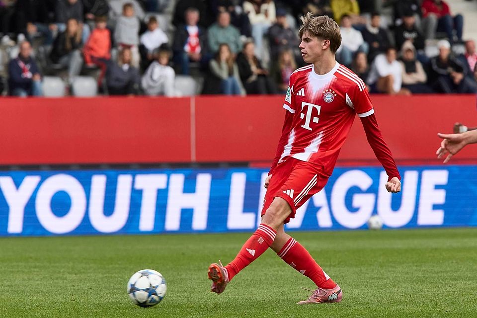 Guido della Rovere glänzte mit zwei Treffern beim 3:0-Sieg des FC Bayern auf Zypern. Guido della Rovere glänzte mit zwei Treffern beim 3:0-Sieg des FC Bayern auf Zypern.