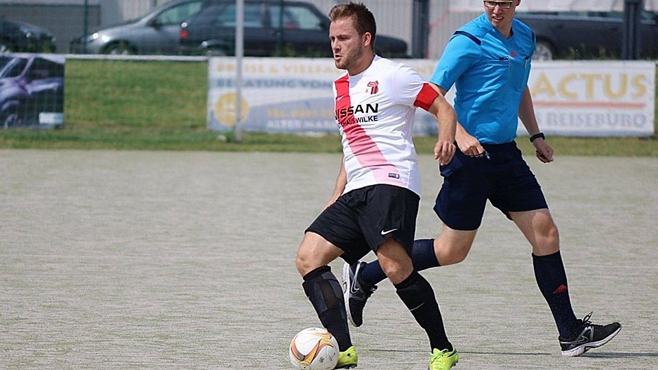 Olvenstedt um Kapitän Sebastian Gasch würde die Verbandsliga nicht ausschlagen   F: Lonkowski