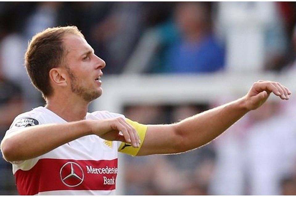 Tobias Rathgeb kehrt beim VfB Stuttgart II ins Team zurück. Pressefoto Baumann