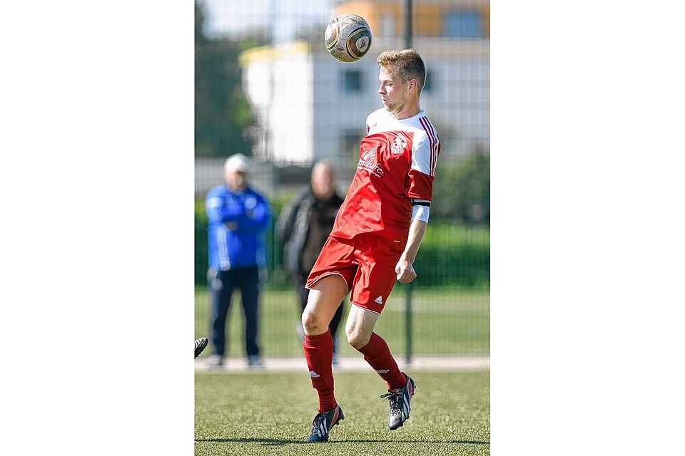 Doppel-Torschütze: Robert Böckler traf beim 6:2 des SV Warnemünde gegen Groß Wokern zum 4:2 und 5:2. Scharnweber Doppel-Torschütze: Robert Böckler traf beim 6:2 des SV Warnemünde gegen Groß Wokern zum 4:2 und 5:2. Scharnweber