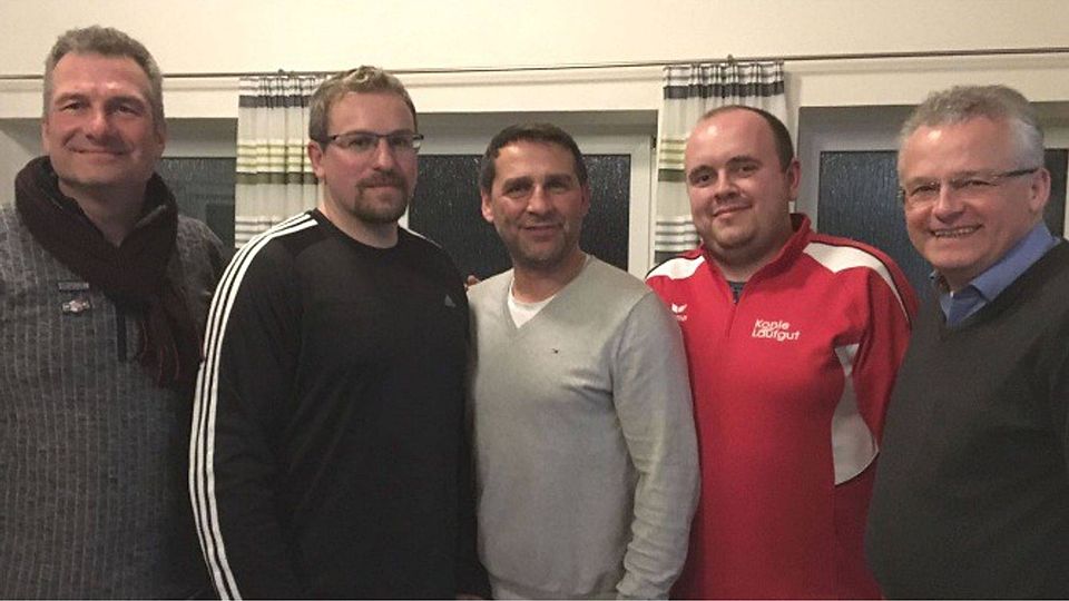 Arbeiten auch nächste Saison zusammen (von links): SSV-Abteilungsleiter Rainer Wanek, Trainer Markus Zengerle sowie die sportliche Leitung mit Thomas Korittke, Johannes Ebermayer und Christian Konle.		Foto: Wanek