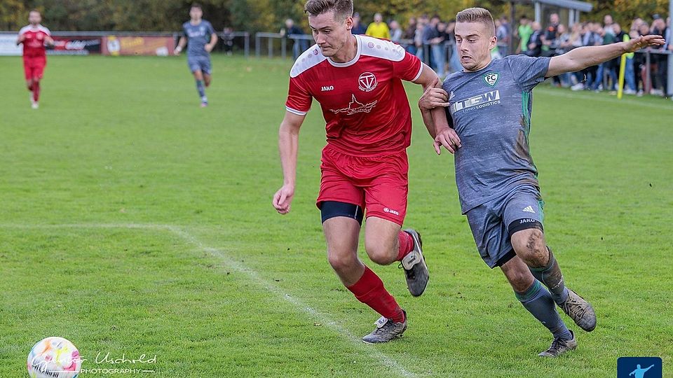 Der TV Nabburg (in Rot) hat sich im hart umkämpften Aufstiegsrennen der Kreisliga West den zweiten Platz geschnappt – und freut sich nun auf die Relegation.