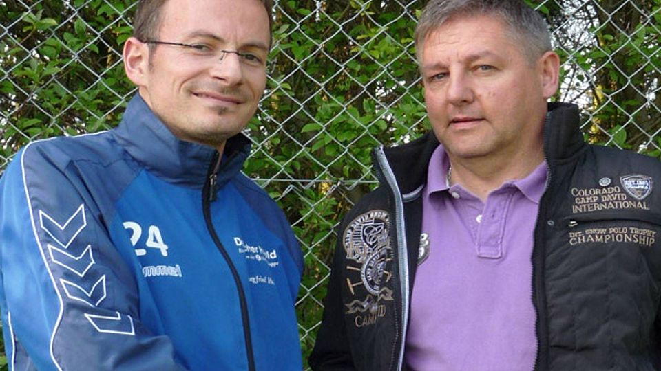 In der kommenden Saison wird bei der DJK Gebenhofen ein neuer Mann auf der Kommandobrücke das Sagen haben. Norbert Jemiller (rechts).  Foto: Jochen Schmid