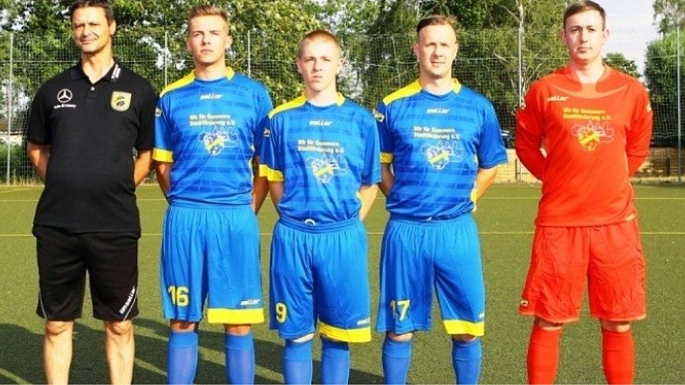 Von links: Olaf Worschech (Trainer), Dominic Engel, Moritz Sens, Stefan Kunitschke, Julian Kerzel  Foto: Verein