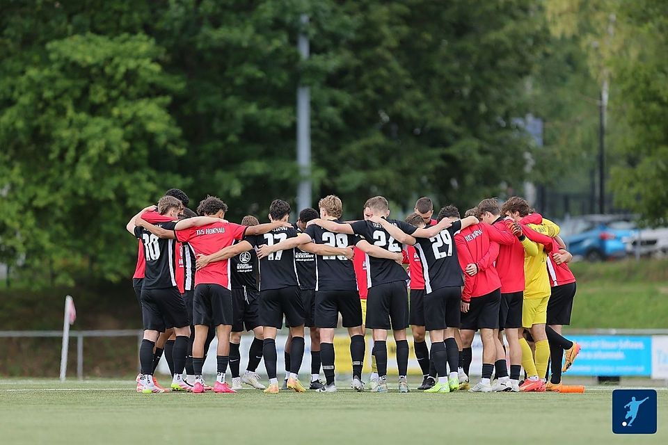 Jubel bei TuS Hornau - 4:2 nach 0:2 in Steinbach Haiger.
