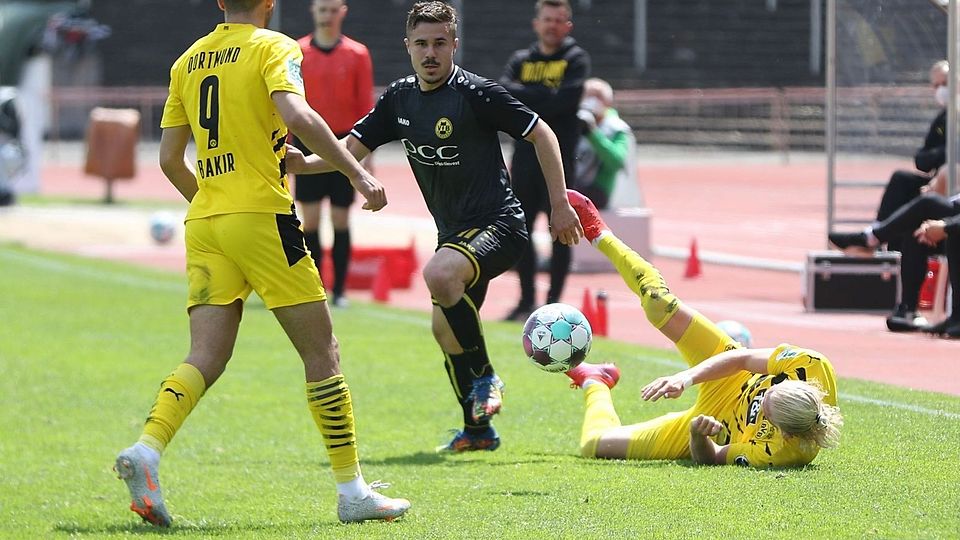 Voller Einsatz bis zum Schluss: VfB Homberg und Borussia Dortmund haben ihre Saisonziele noch nicht erreicht.