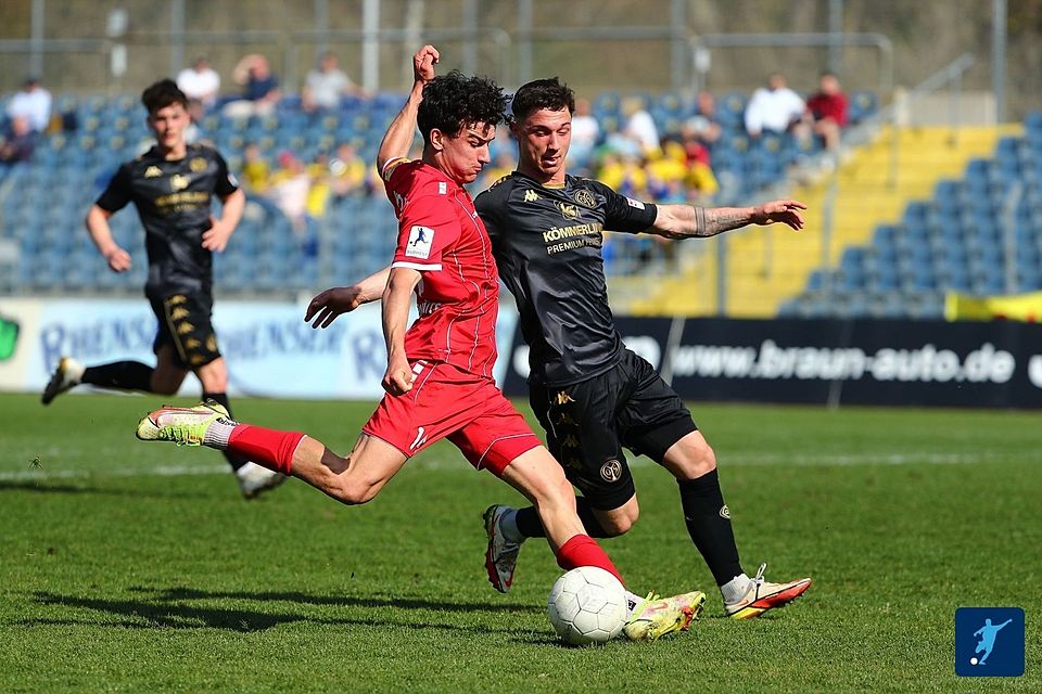 Mainz 05 II (rot) bestreitet am Freitag das letzte Regionalligaspiel der aktuellen Saison zu Hause gegen die TSG Balingen. 