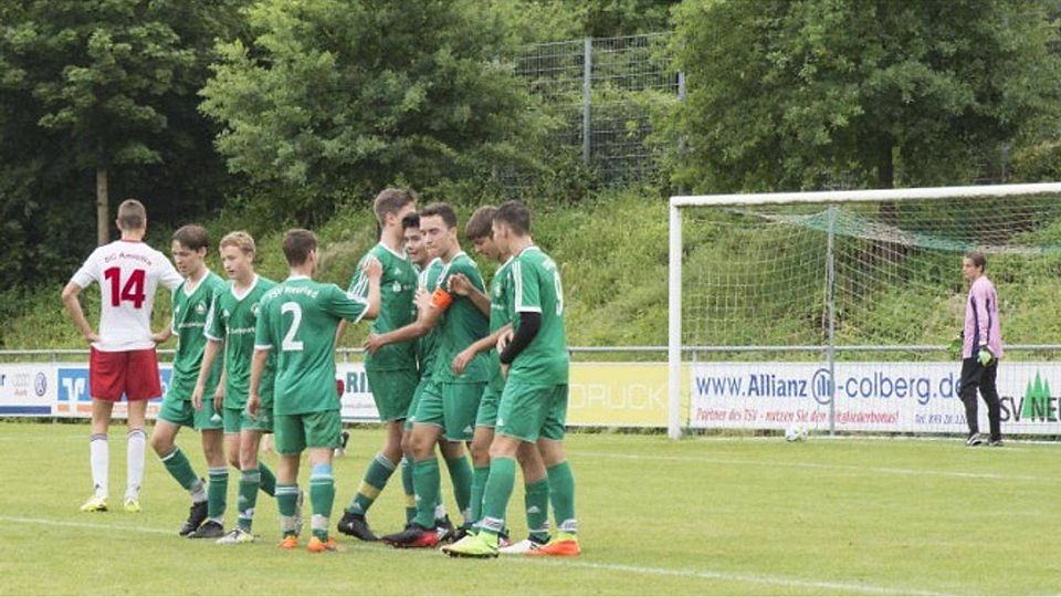 TSV Neurieder U17 hat wieder einen Grund zum Jubeln: Mit 1:0 gewinnen die B-Junioren gegen den SV Türkgücü-Ataspor. Foto: Fred Rauscher