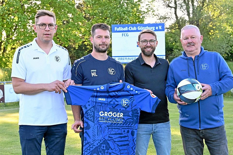 Der neue Sportliche Leiter Alexander Liebrecht, Co-Trainer Maximilian Lamatsch, Trainer Benjamin Götz sowie der Vorsitzende Sigmund Slawomir (von links) freuen sich auf die Zusammenarbeit.