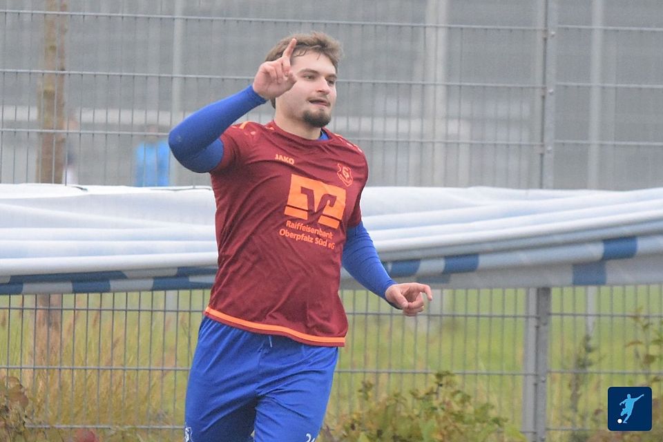 Niklas Lublow und der SV Burgweinting zogen nach der Halbzeitpause die Zügel an. 