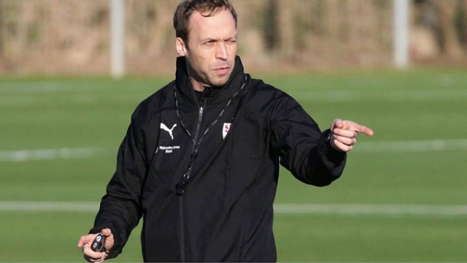 VfB-II-Trainer Andreas Hinkel: Die Rettung des Regionalligateams ist alles andere als eine leichte Aufgabe. Foto: Baumann