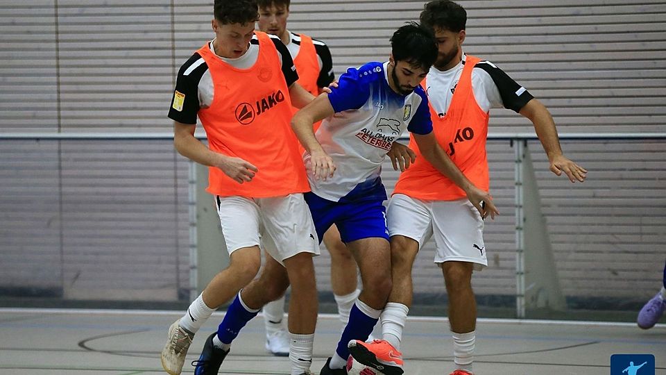 Der SV Rot-Weiß Walldorf siegte beim Hallenmasters in Gau-Odernheim.