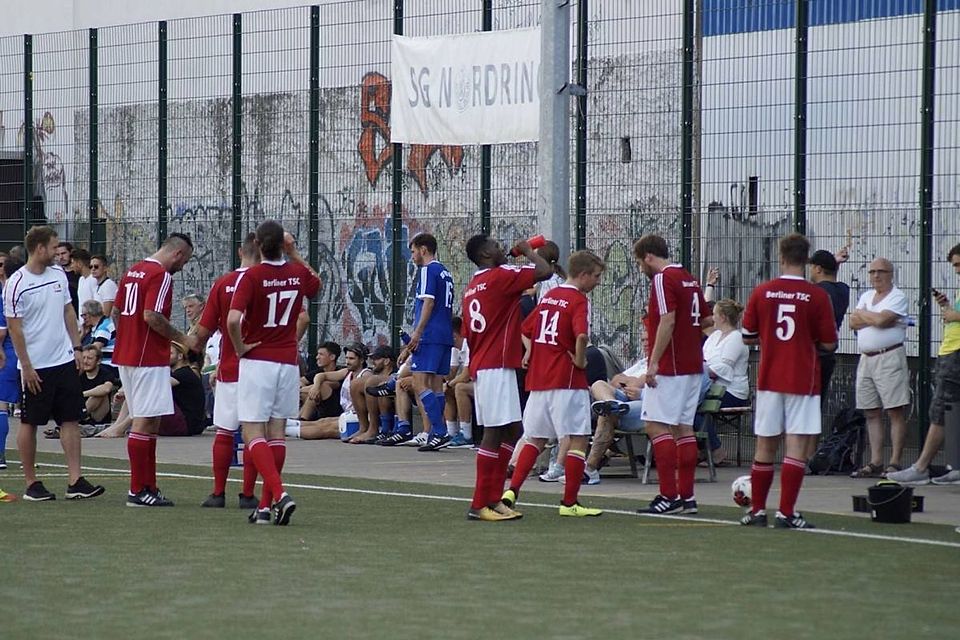 Der Berliner TSC im damaligen Exer-Pokal-Finale gegen den SV Empor Berlin.