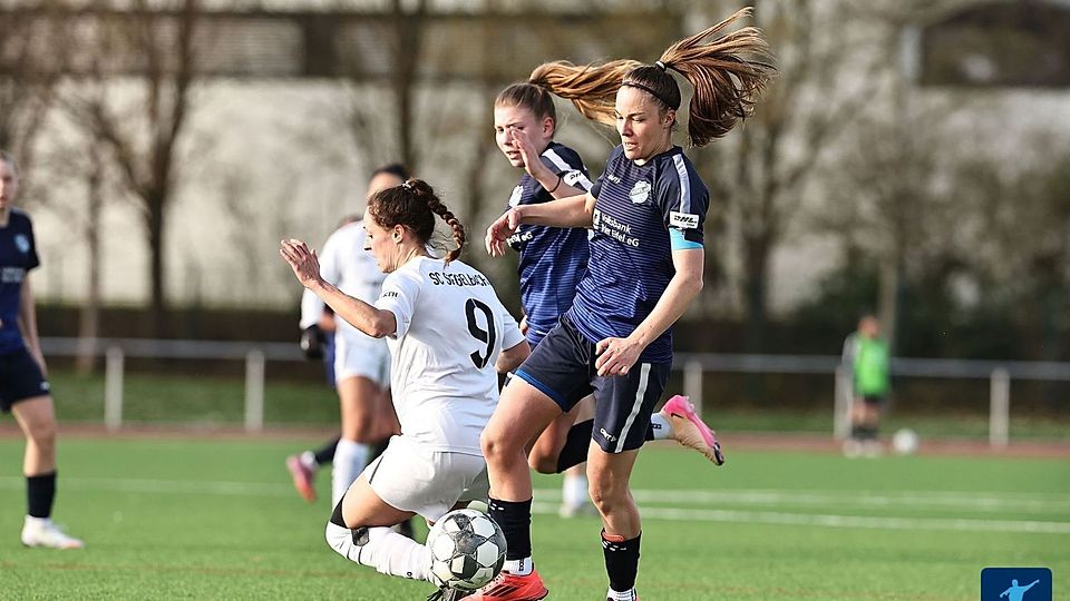 Issel obenauf: Der TuS schlug den SC Siegelbach mit 2:1. 