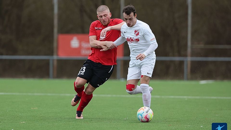 Im Kampf um den Ball: Die Spieler von RW Darmstadt und Eintracht Wald-Michelbach treffen am Wochenende aufeinander und sind beide in Siegeslaune.