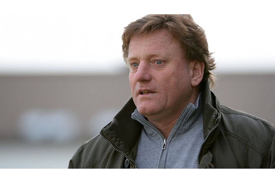 Klaus Seidel stellt im Winter seinen Posten als Trainer des TSV 1860 Rosenheim zur Verfügung. F: Leifer