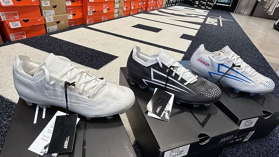 Gewinnt insgesamt dreimal den Schuh Jako RS89 Elite.
