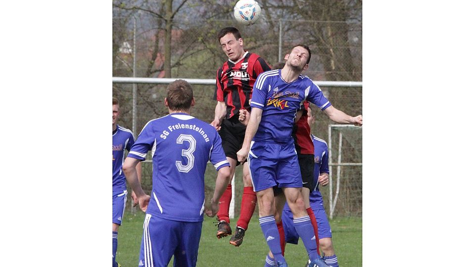Roland Lotz (rechts) schnürte auch in Haimbacher ein Doppelpack. 	Foto: Archiv