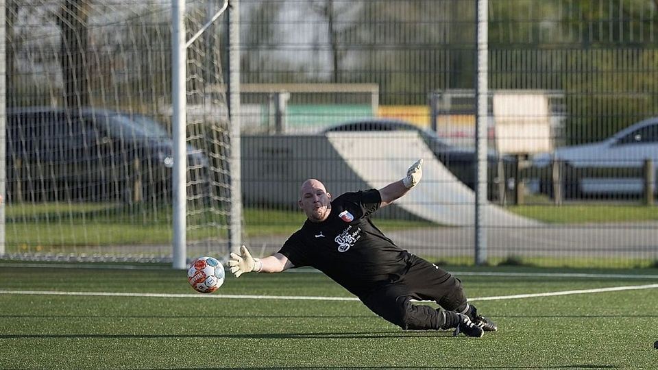 Patrick Josch musste nach längerer Zeit in der Vierten mal wieder aushelfen und machte seine Sache sehr gut.