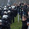 Einsatz der Polizei am Weserstadion in Bremen. Foto: Carmen Jaspersen