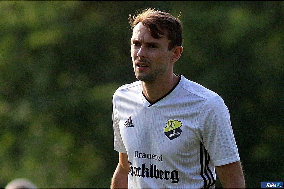 Matthias Url fungiert beim SV Perlesreut im Match gegen den ASV Degernbach als Interims-Chefanweiser 