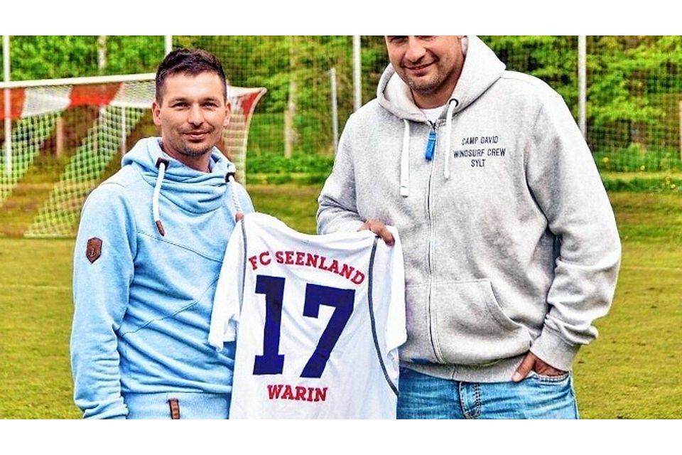 Norman Ziemens (r.) und Björn Gierahn (l.) übernehmen in der kommenden Saison die Landesligamannschaft des FC Seenland Warin Sebastian Krakow
