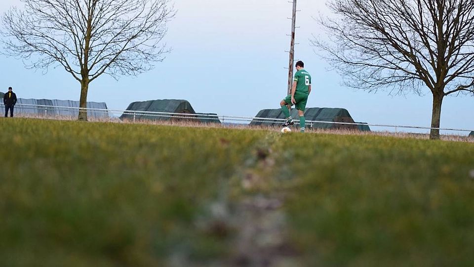 Allein auf weiter Flur: Vielerorts sind die Sorgen groß, zukünftig keine Mannschaft mehr stellen zu können.