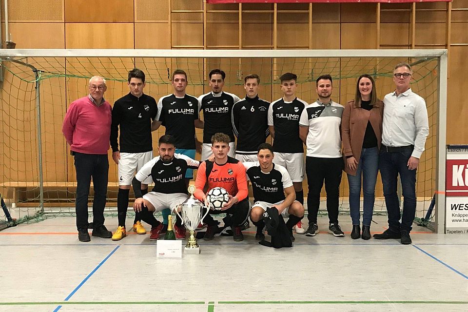 Das Landesliga-Team des SC Verl II konnte sich über den Turniersieg freuen.