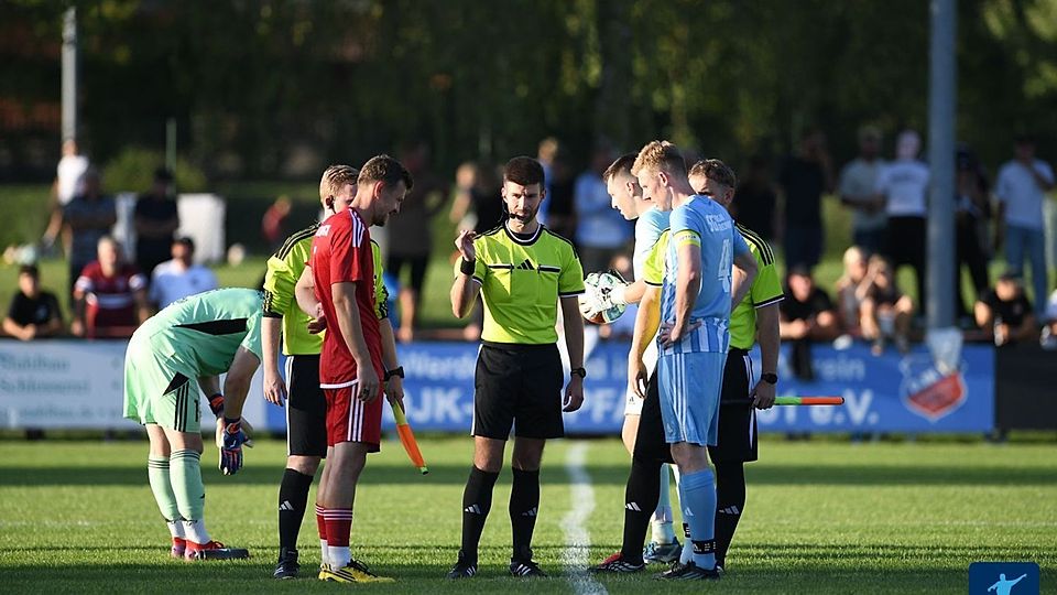 In der Liga trennten sich Dampfach und Knetzgau Remis. Im Pokal siegte die DJK mit 3:0.