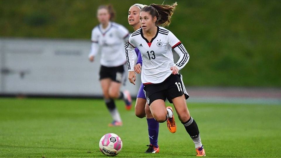 "Offensiv ausgerichtete Außenverteidigerin": Isabella Hartig zählt auch bei der U20-WM in Papua-Neuguinea zu den deutschen Hoffnungsträgerinnen. Experten prophezeien ihr eine großartige Karriere. Foto: imago