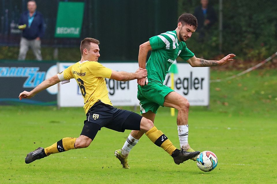 Fortuna Regensburg (rechts Andrea Nocerino) und Bayern Hof (hier mit Kapitän Nico Schmidt) lieferten sich ein hart umkämpftes Match.