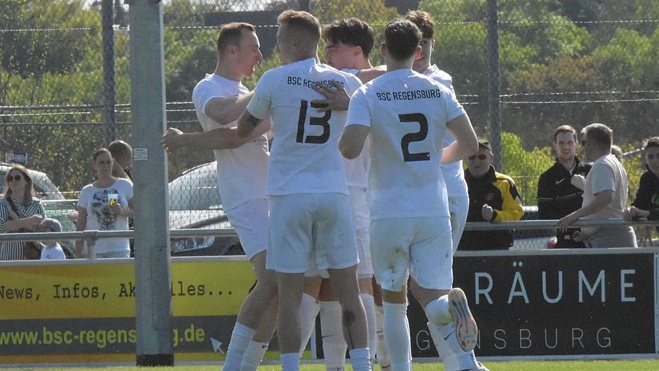Ein Sieg trennt den BSC Regensburg von der Bezirksliga.