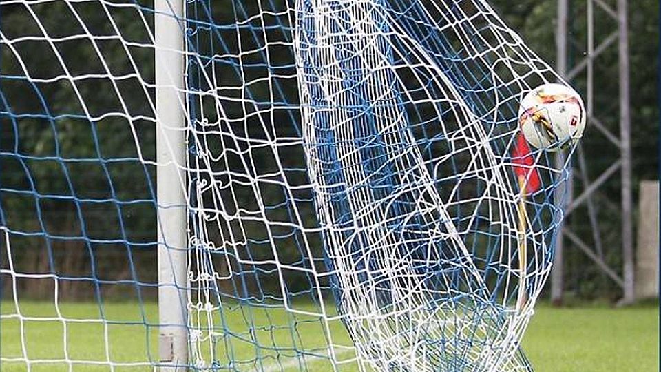 Schützenfest in Naurod und Orlen geht als Verlierer vom Platz: Mit 10:2 fegt Aufsteiger Naurod die SGO vom Platz. 