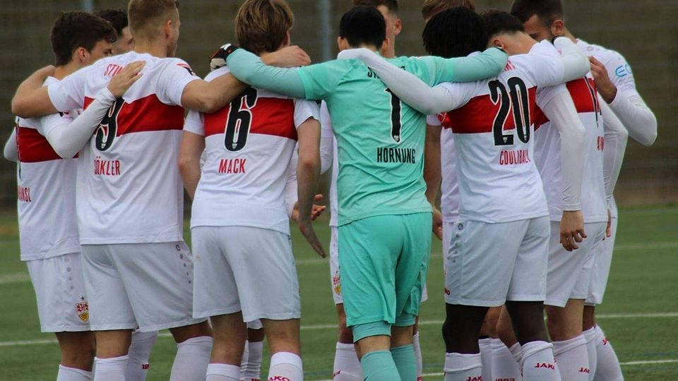 Der VfB Stuttgart II gewinnt mit 5:0 beim TSV Ilshofen.