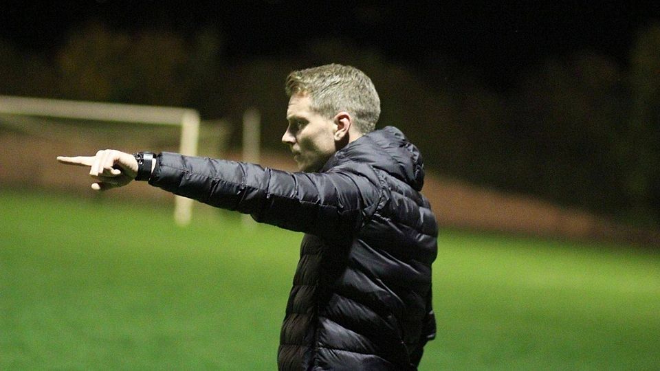 Trainer Marcus Menzel will mit jungen Talenten den Weg in der Bezirksliga beschreiten