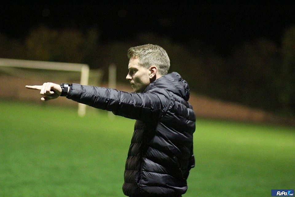 Trainer Marcus Menzel will mit jungen Talenten den Weg in der Bezirksliga beschreiten