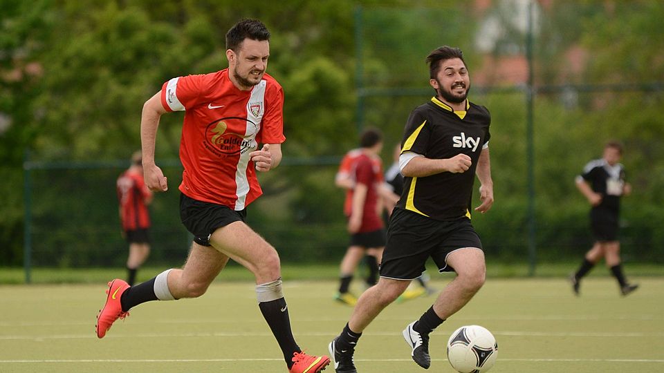 Der überragende Dennis Marek (li.) traf nach einem schönen Solo zur 1:0-Führung gegen Sturm. F: Schneider