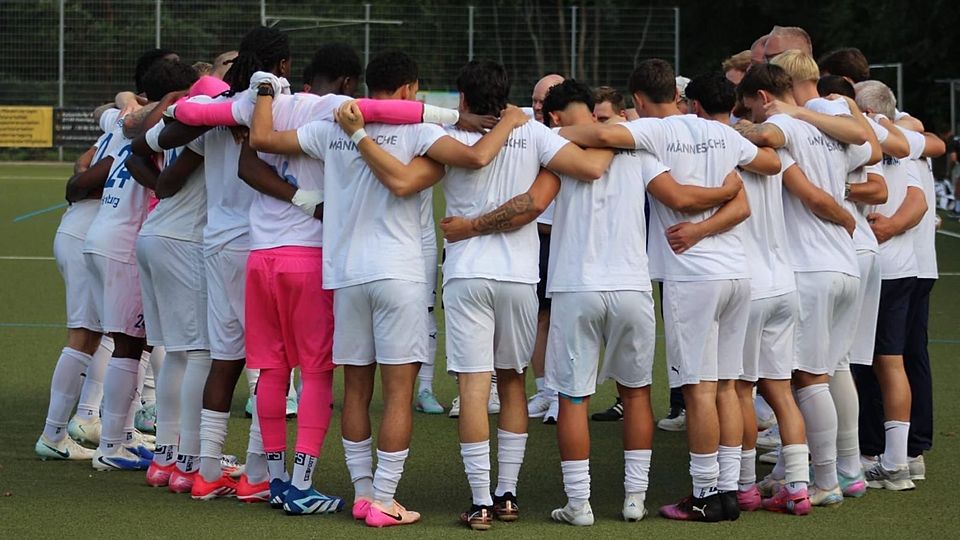 Wieder ein Spektakel am Kiesbarg, diesmal mit dem besseren Ende für die Mannschaft des FC Süderelbe.