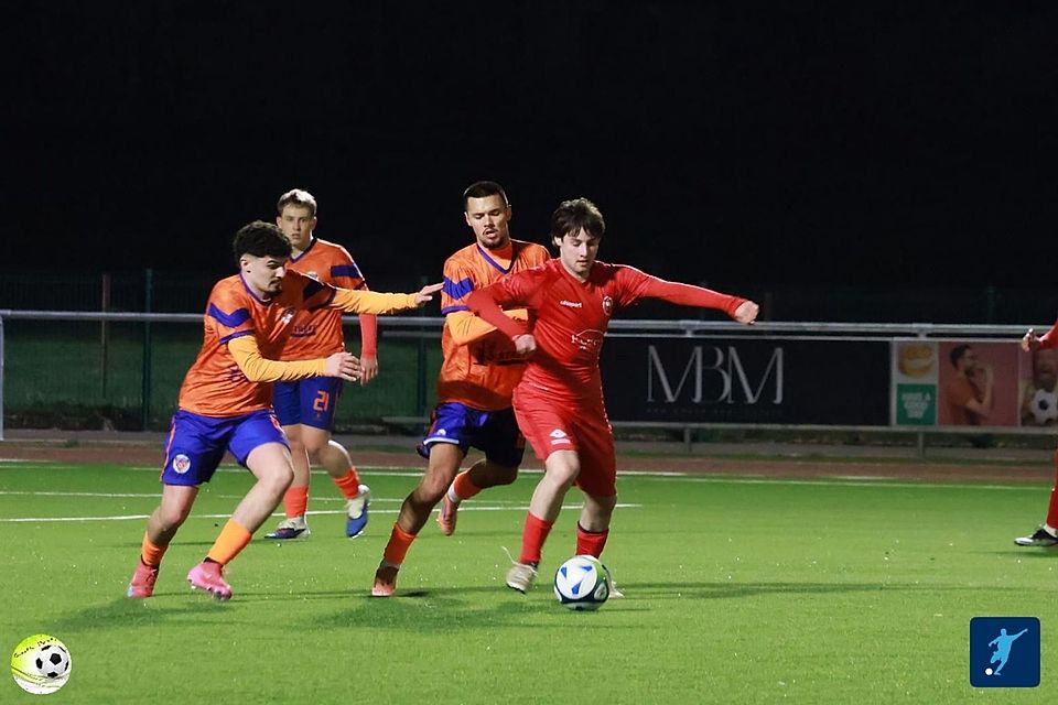 Lorentzweiler (in orange) gewann mit 2:0 in Mamer